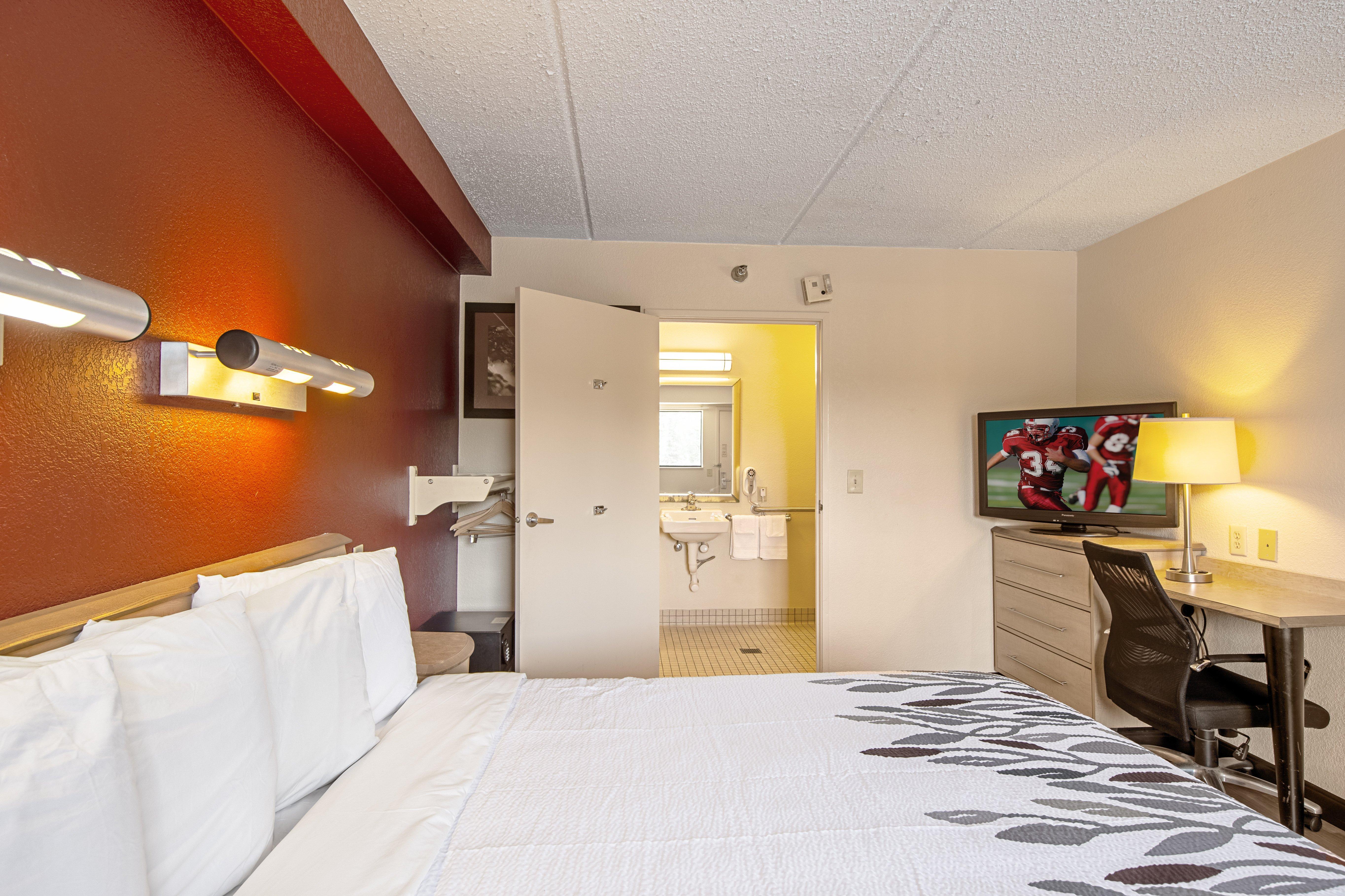 Red Roof Inn Florence - Civic Center Esterno foto